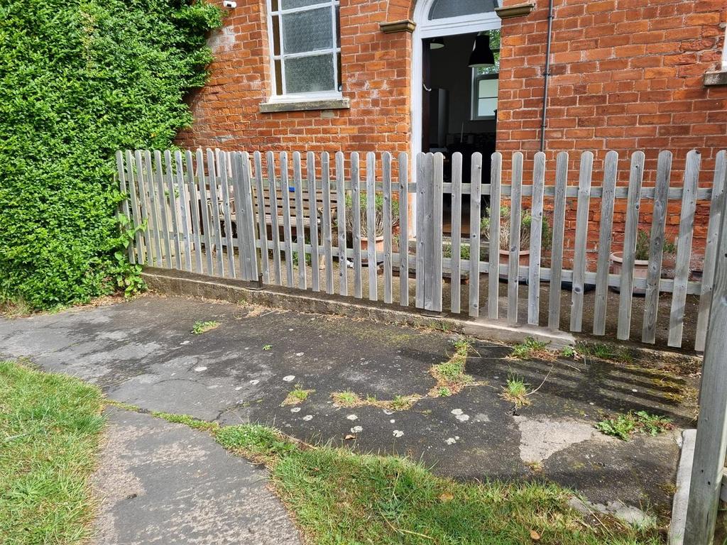 Front entrance 3.jpg