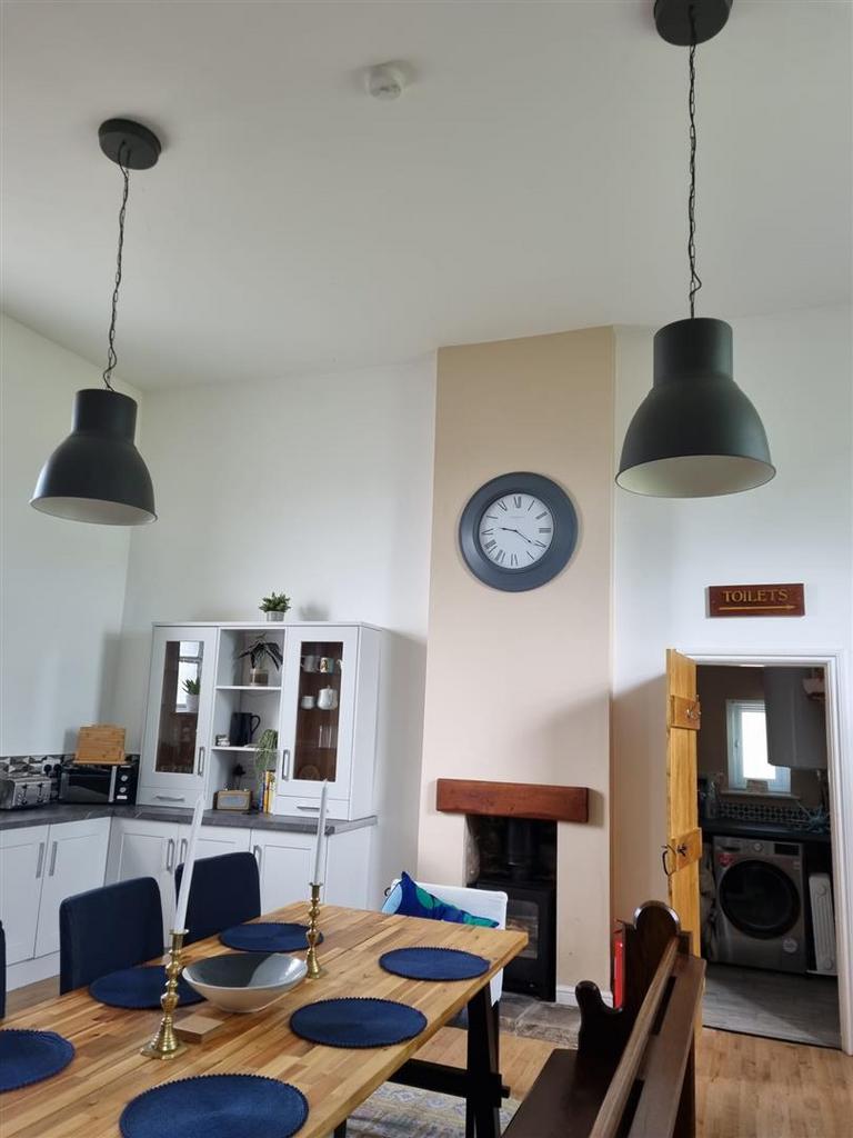 Kitchen4.jpg