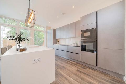 undefined, Woodberry Crescent, London N10