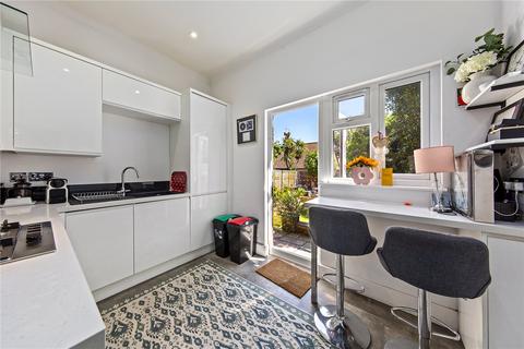 4 Shalstone Road, London, SW14 7HR