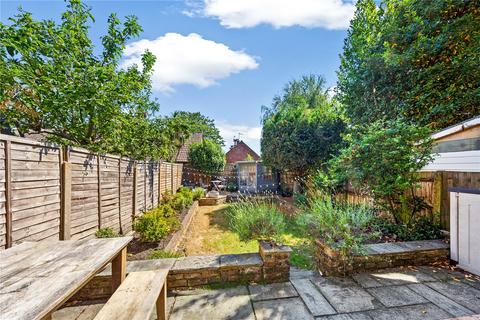 4 Shalstone Road, London, SW14 7HR
