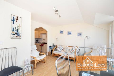 2 bedroom flat for sale, Sanderling Court, Boscombe Spa Road