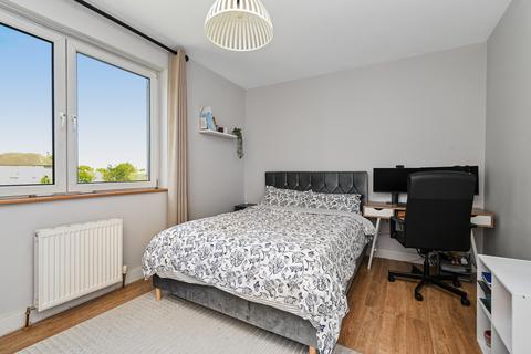 144/5 Granton Road, Edinburgh, EH5 3RF