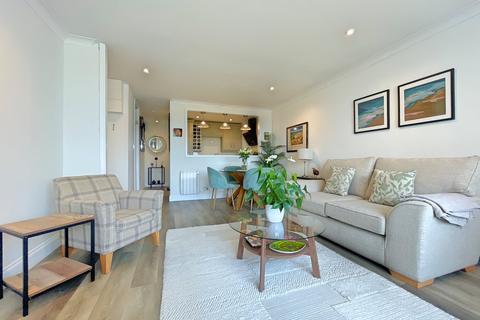 2 bedroom property for sale, Woodrolfe Park, Tollesbury, Maldon, CM9
