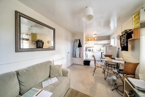 1 bedroom maisonette to rent, Ascot,  Berkshire,  SL4