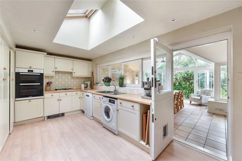 Garden House, 49 Guillards Oak, Midhurst, GU29 9JZ