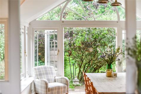 Garden House, 49 Guillards Oak, Midhurst, GU29 9JZ