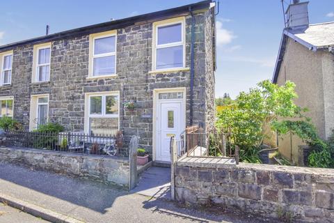 undefined, Llan Ffestiniog