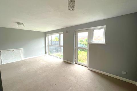 3 bedroom terraced house for sale, Alderton Close, Leicester LE4