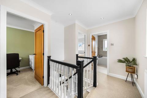 12 Foxcroft, Burnley, BB12 0EH