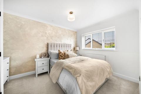 12 Foxcroft, Burnley, BB12 0EH