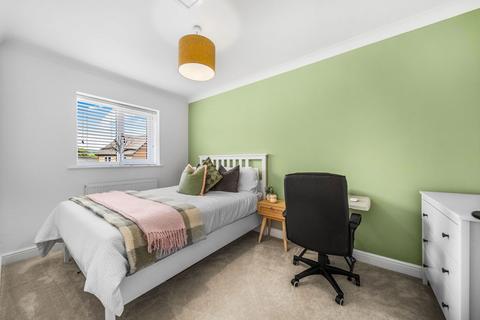 12 Foxcroft, Burnley, BB12 0EH