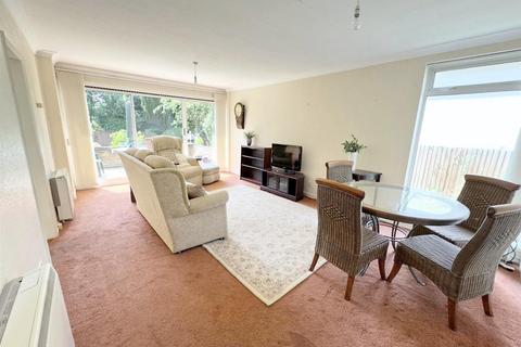 2 bedroom ground floor flat for sale, Walsall Road, Four Oaks, Sutton Coldfield