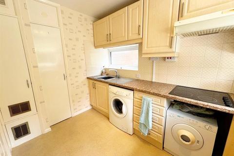 2 bedroom ground floor flat for sale, Walsall Road, Four Oaks, Sutton Coldfield