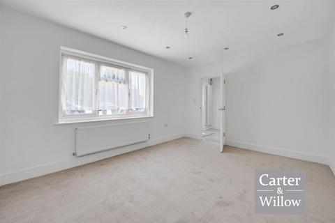 477 Rainham Road South, Dagenham, RM10 7XJ