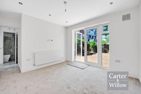 477 Rainham Road South, Dagenham, RM10 7XJ