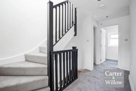 477 Rainham Road South, Dagenham, RM10 7XJ