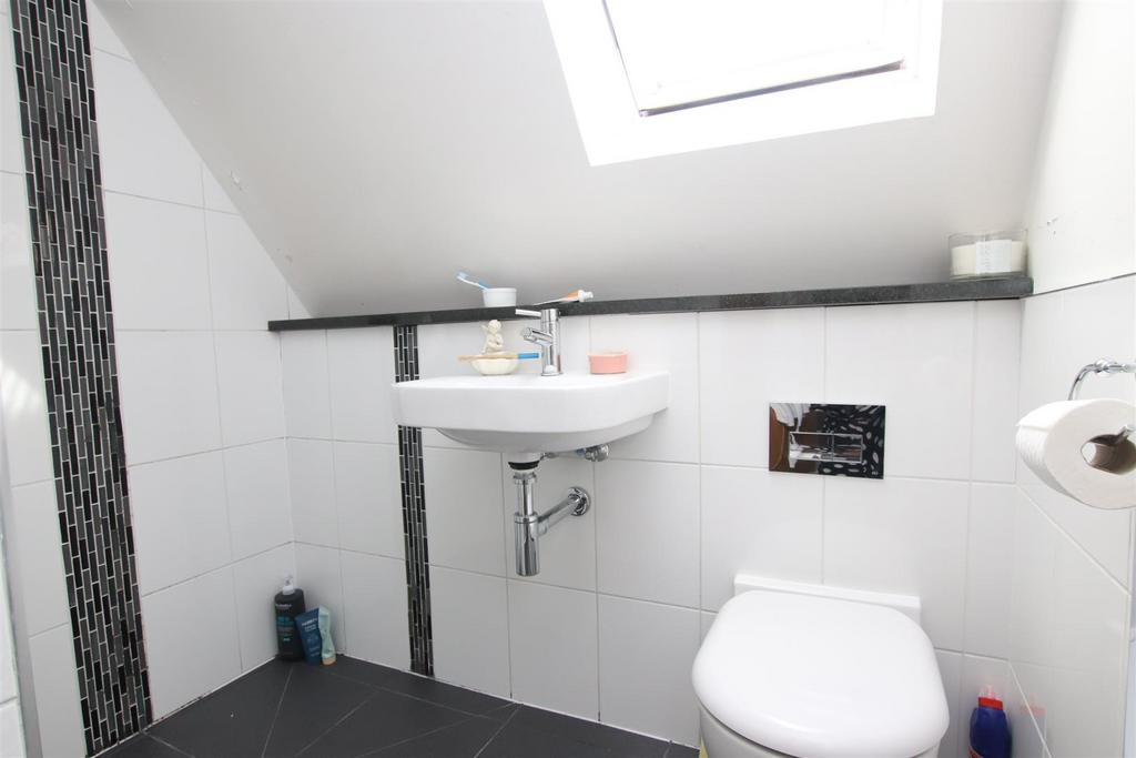 Shower room.JPG
