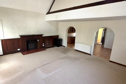 2 bedroom detached house for sale, Main Street, Peasmarsh TN31