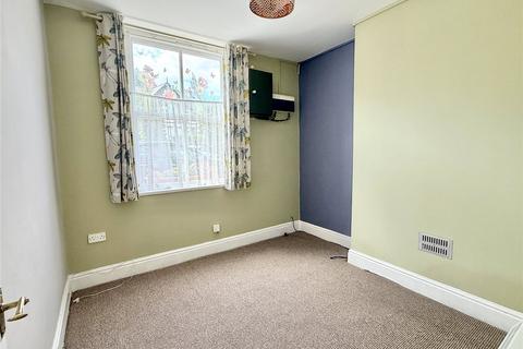 3 bedroom end of terrace house for sale, High Street, Llanfyllin, Powys, SY22