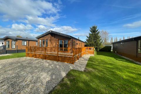 2 bedroom lodge for sale, Fir Trees Caravan and Lodge Park Chester