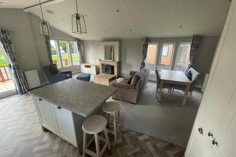2 bedroom lodge for sale, Fir Trees Caravan and Lodge Park Chester