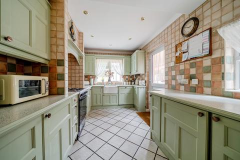 undefined, Meadway, Bedfordshire LU6