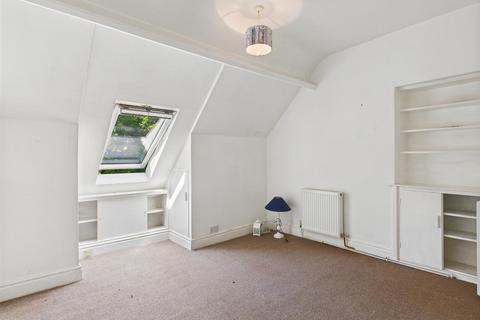 2 bedroom flat for sale, Park Road, Buxton