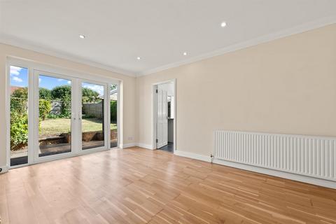 3 bedroom semi-detached bungalow for sale, Arnold Avenue, Southwell NG25