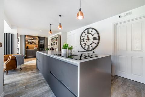 5 bedroom detached house for sale, Orangetip Gardens, Great Park, NE13