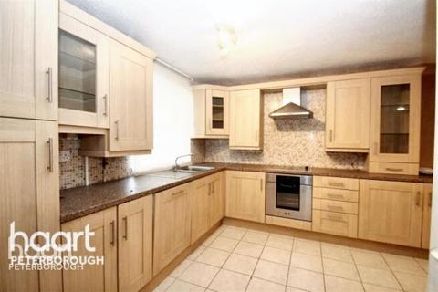 3 bedroom terraced house for sale, Middleton, Bretton