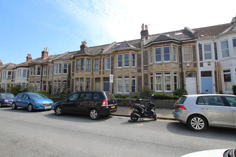 2 bedroom flat to rent, Sefton Park Road, Bristol BS7