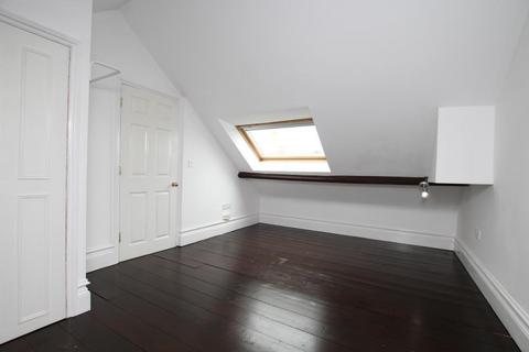 2 bedroom flat to rent, Sefton Park Road, Bristol BS7