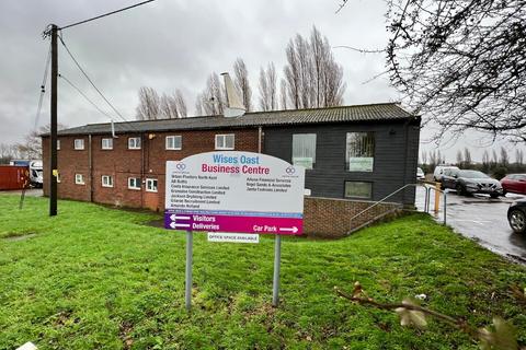 Office to rent, Wises Ln Borden ME9 8LR