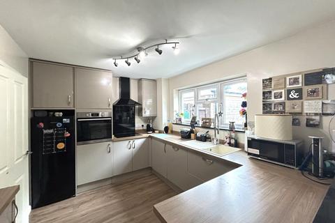 4 bedroom house for sale, Mostyn Close, Sutton, Ely, Cambridgeshire