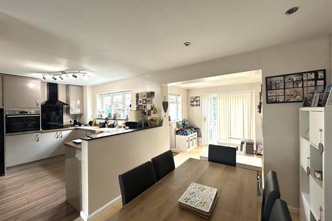 4 bedroom house for sale, Mostyn Close, Sutton, Ely, Cambridgeshire