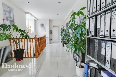 undefined, Broadway, Pontypridd