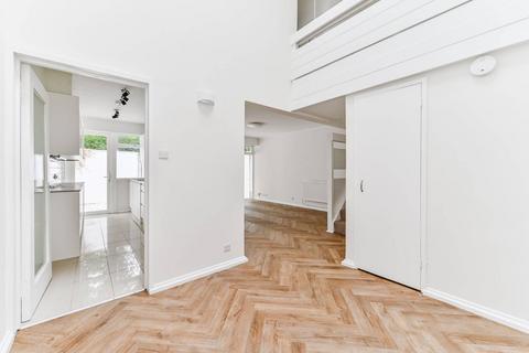 4 bedroom terraced house to rent, Hunters Way, East Croydon, Croydon, CR0