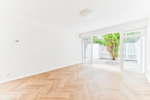 4 bedroom terraced house to rent, Hunters Way, East Croydon, Croydon, CR0