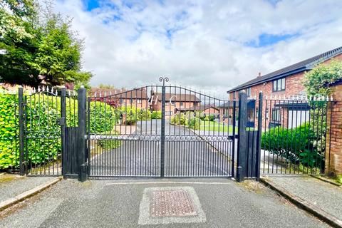 undefined, Holcombe Court, Bury BL0