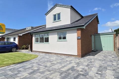 undefined, South Park, Lytham
