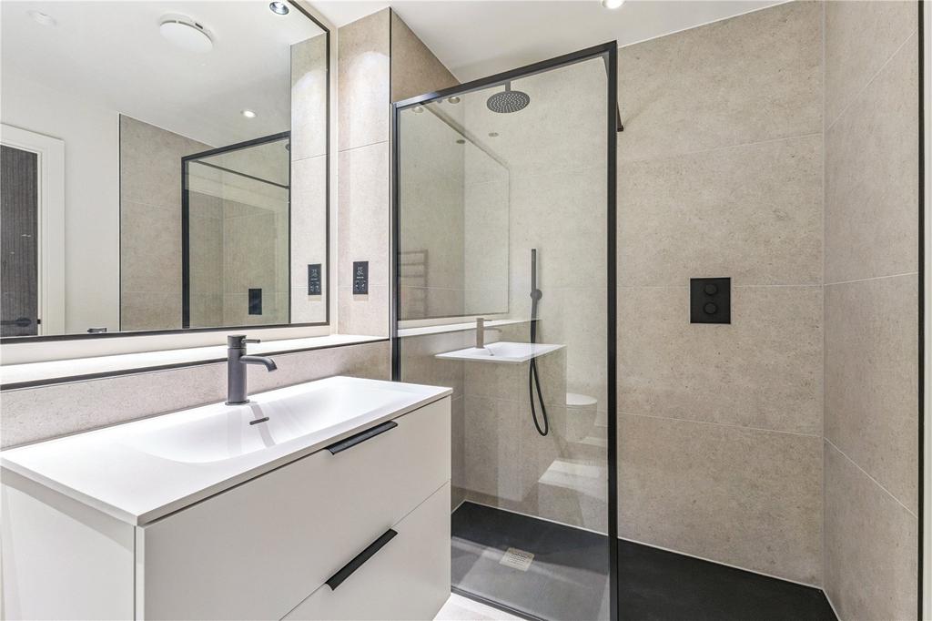 Ensuite