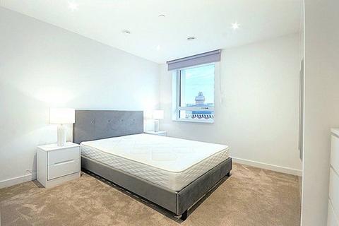 2 bedroom flat to rent, Walworth Road, Elephant and Castle, London, SE17