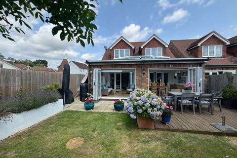 3 bedroom detached house for sale, Staplehurst, Kent