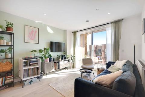 1 bedroom apartment for sale, Lismore Boulevard, Colindale Gardens, Colindale, NW9