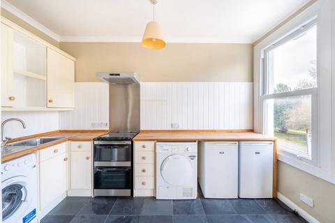 2 bedroom flat to rent, Fulham Palace Road, Bishop's Park, London, SW6