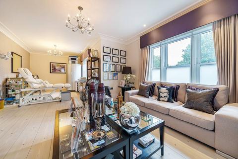 4 bedroom end of terrace house for sale, Battersea Park Road, Battersea Park, London, SW11