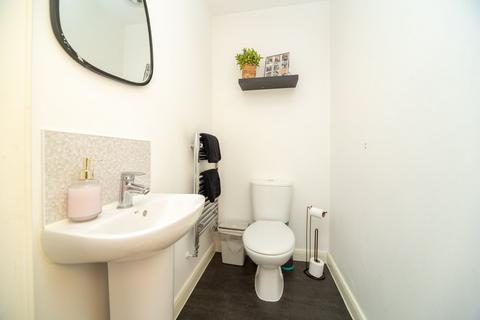 11 Ashmount Close, Loughborough, LE11 2BJ