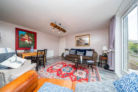1 bedroom bungalow for sale, 3 West Sands, North Queensferry, Fife, KY11