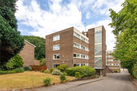 2 bedroom apartment for sale, Hillcrest Road, London, W5